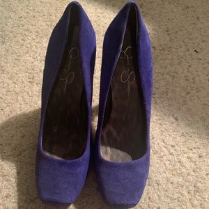 Jessica Simpson pump